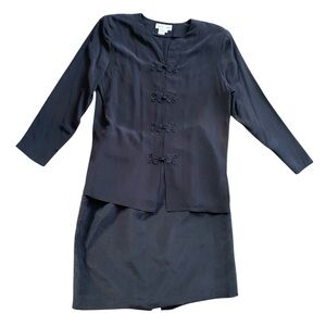 Nancy Crystal Black Silk Two-piece Skirt Suit w Frog Closure Top Women’s Size 12